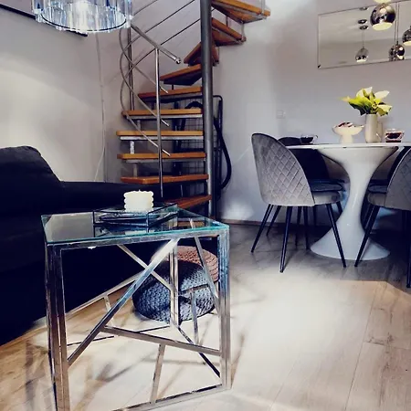 Jm-sutomiscica-holiday House On The *